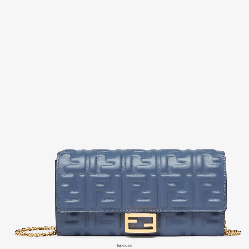 محفظة باجيت كونتيننتال مع سلسلة من جلد نابا أزرق Fendi نحيف مُكَمِّلات TNL80L1490