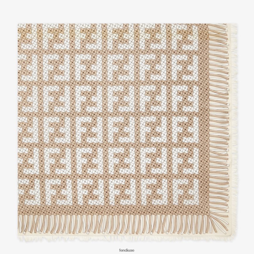 شال مشروط والحرير اللون البيج Fendi نحيف مُكَمِّلات TNL80L173