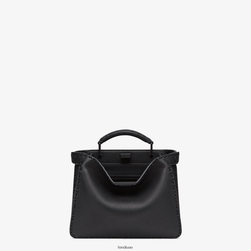 حقيبة بيكابو إيزيو الجلدية الصغيرة أسود Fendi رجال مُكَمِّلات TNL80L1823