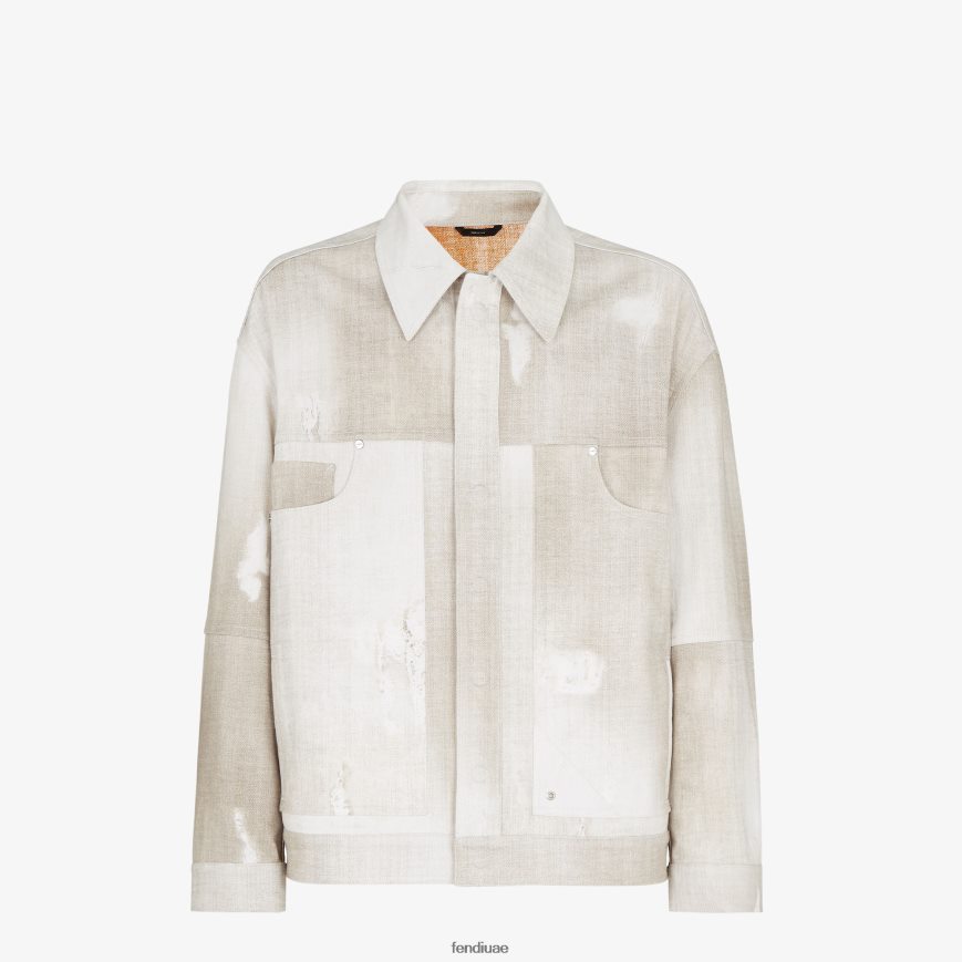 سترة الدنيم المطبوعة اللون البيج Fendi رجال ثياب TNL80L2001