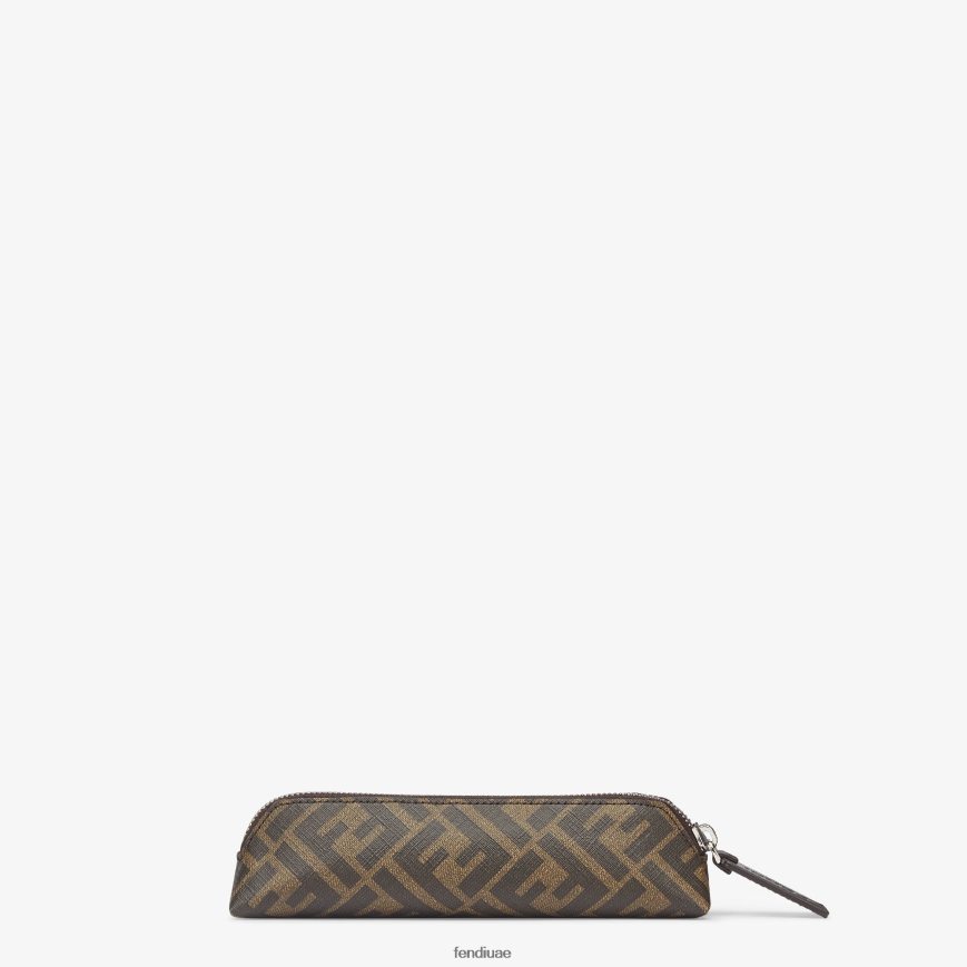 حامل أقلام من القماش بني Fendi رجال مُكَمِّلات TNL80L2500