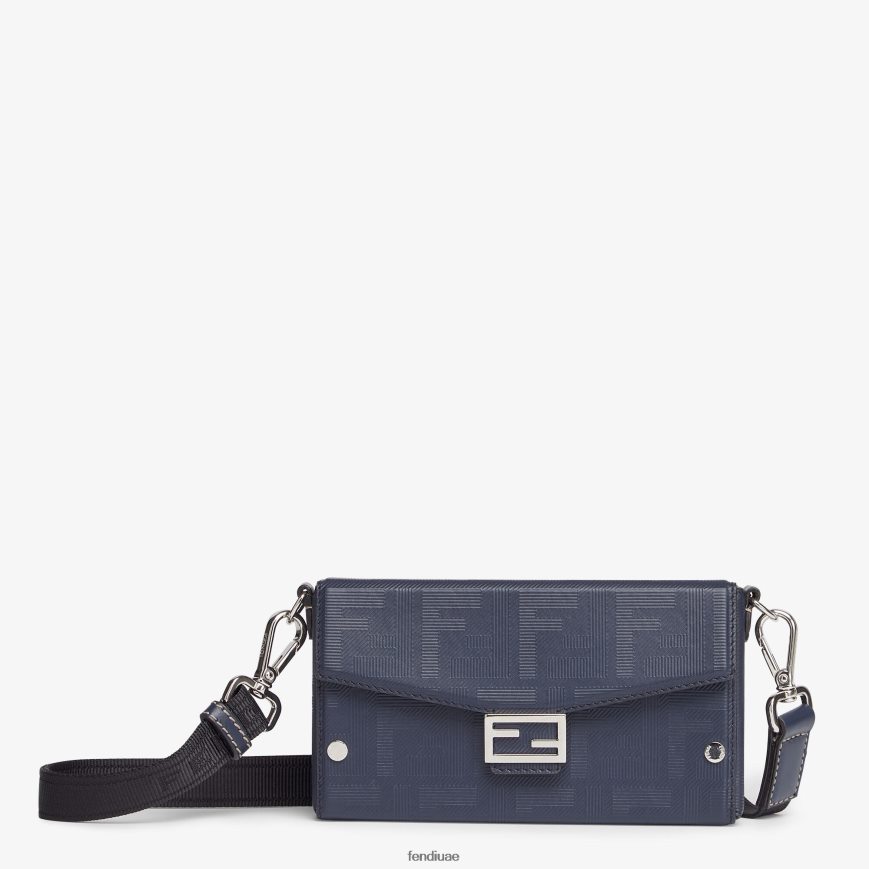 حقيبة باجيت من الجلد الناعم أزرق Fendi رجال مُكَمِّلات TNL80L2618