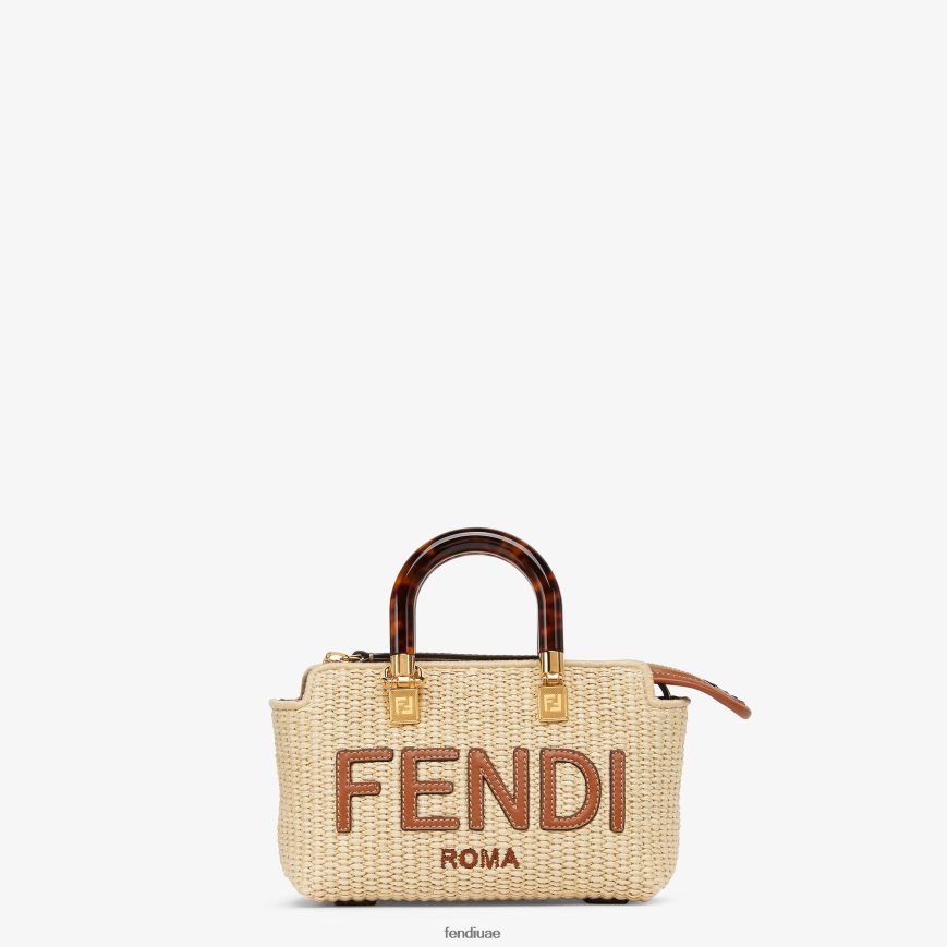 حقيبة بوسطن صغيرة من القش الطبيعي اللون البيج Fendi نحيف مُكَمِّلات TNL80L602