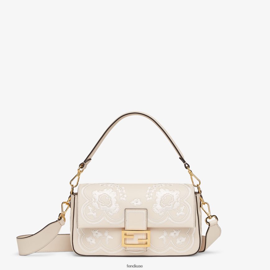 حقيبة من جلد الكاميليا مع تطريز الأزهار لون القرنفل Fendi نحيف مُكَمِّلات TNL80L653