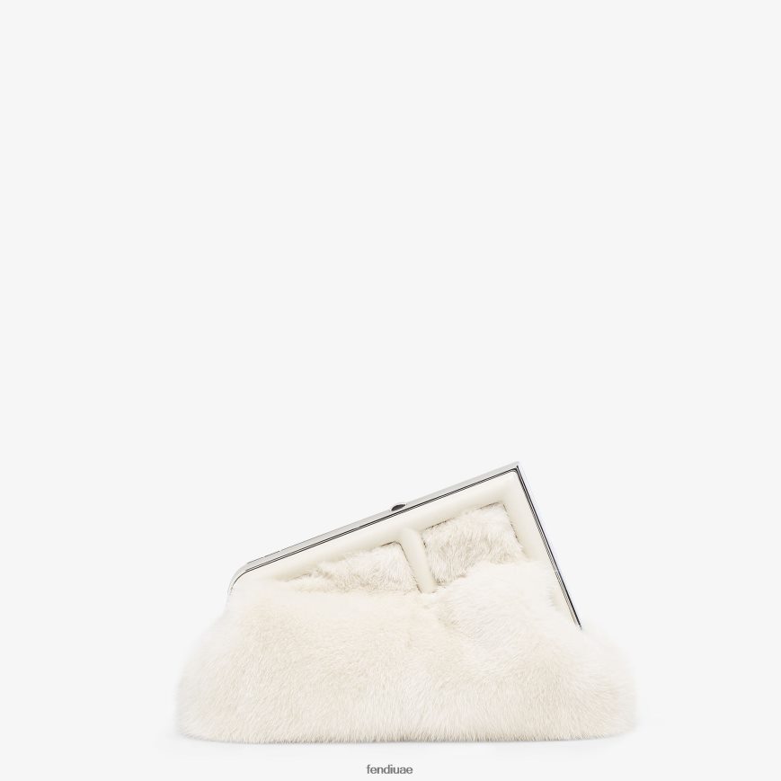 حقيبة المنك أبيض Fendi نحيف مُكَمِّلات TNL80L738