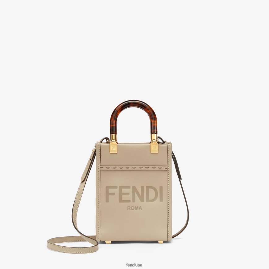 حقيبة صغيرة من جلد الحمامة اللون البيج Fendi نحيف مُكَمِّلات TNL80L829