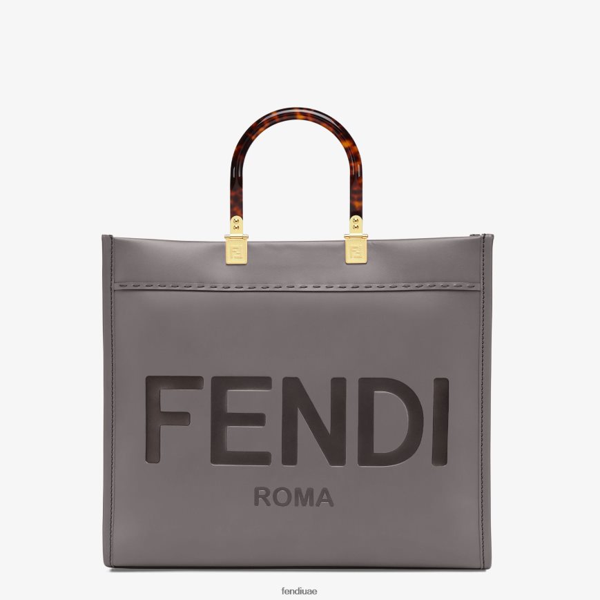 متسوق جلدي متوسط ​​الحجم من صن شاين رمادي Fendi نحيف مُكَمِّلات TNL80L884